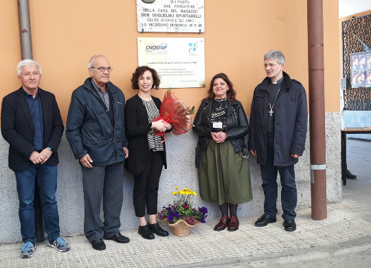 Un affettuoso saluto a Mons. Sigismondi